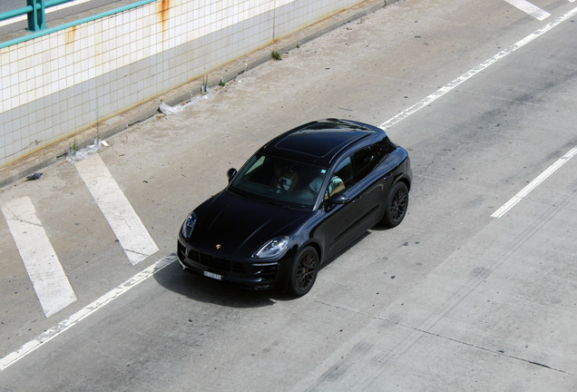 Porsche 95B Macan GTS