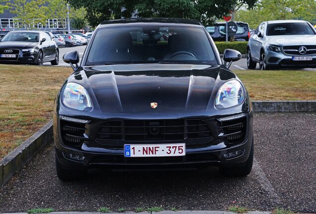 Porsche 95B Macan GTS