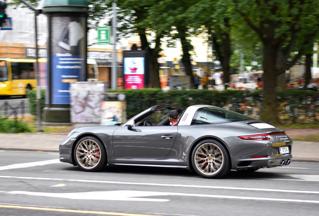 Porsche 991 Targa 4 GTS MkII Exclusive Manufaktur Edition