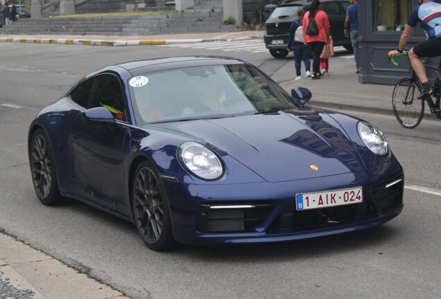 Porsche 992 Carrera 4S