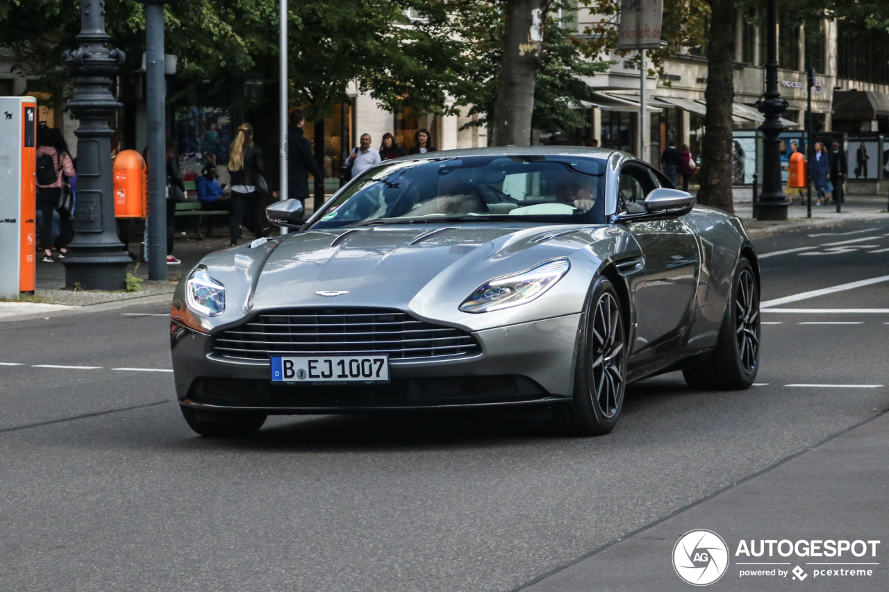 Aston Martin DB11