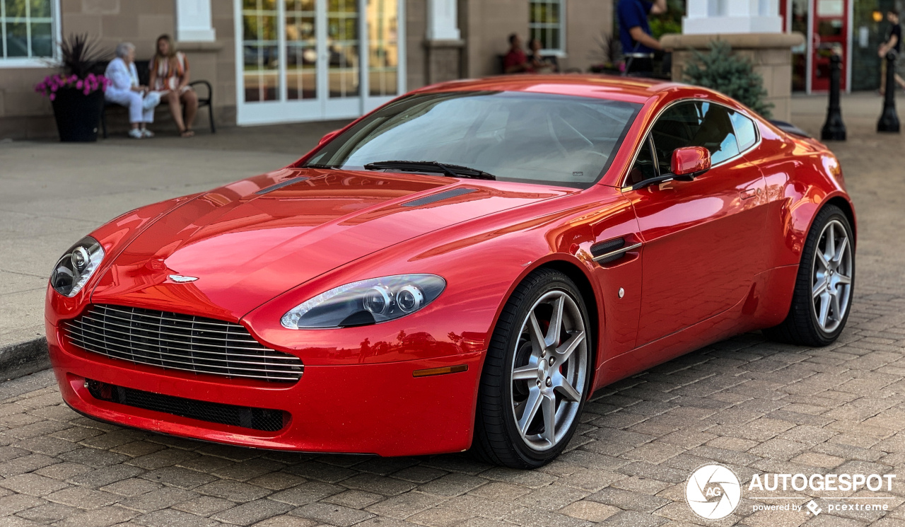 Aston Martin V8 Vantage