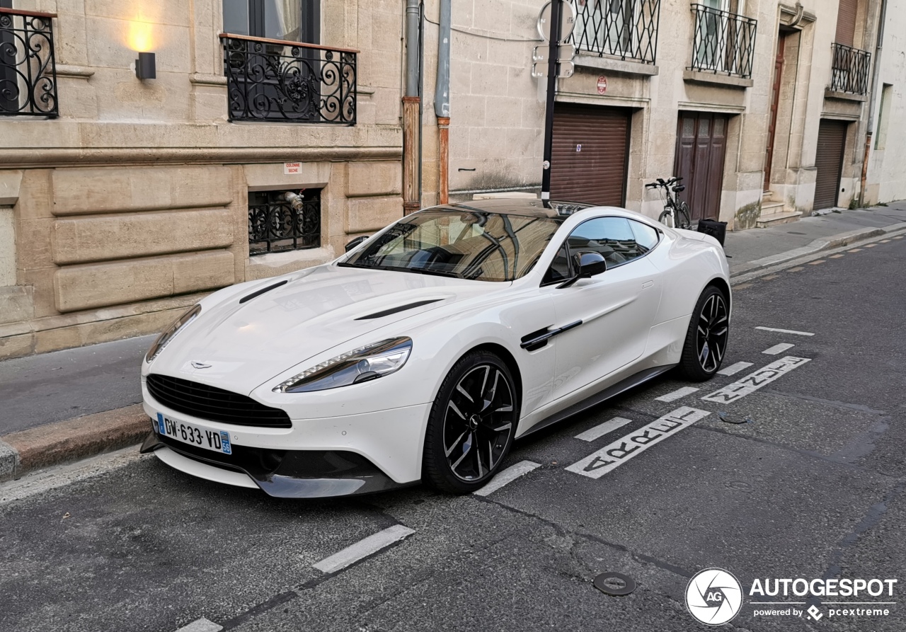 Aston Martin Vanquish 2013