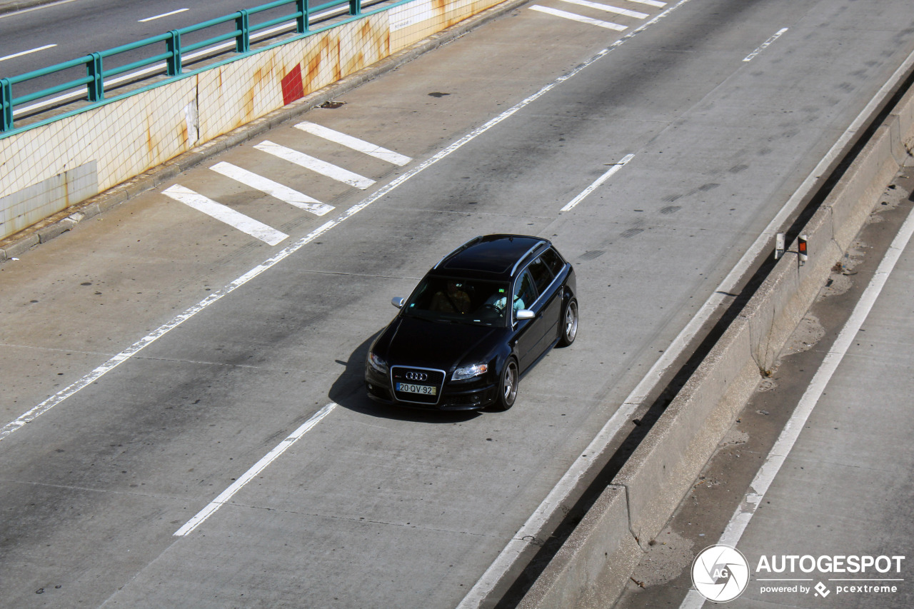 Audi RS4 Avant B7