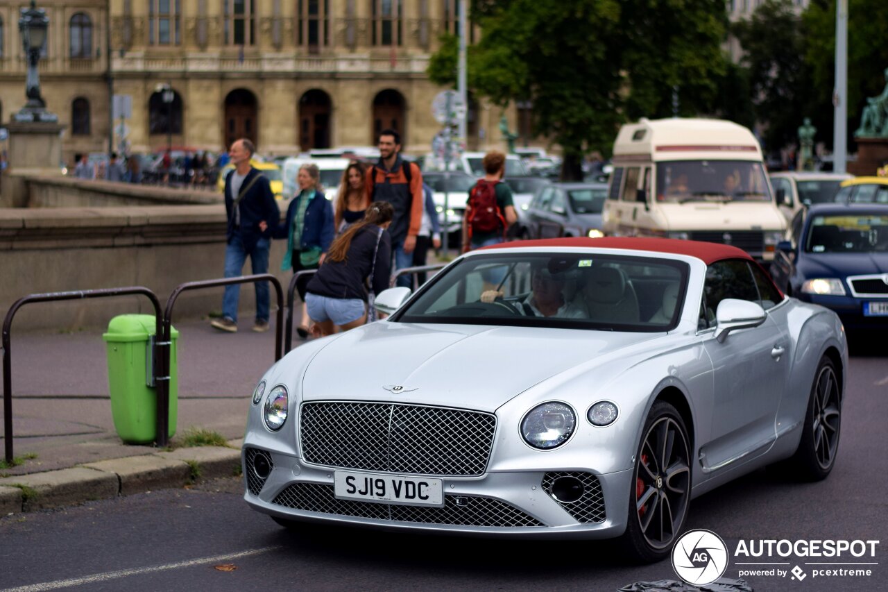 Bentley Continental GTC 2019