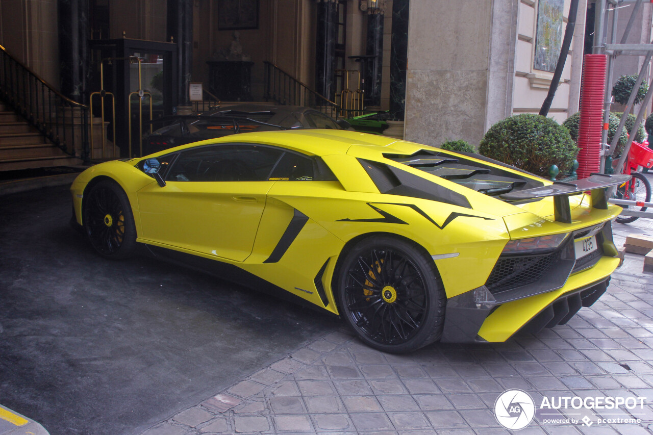 Lamborghini Aventador LP750-4 SuperVeloce