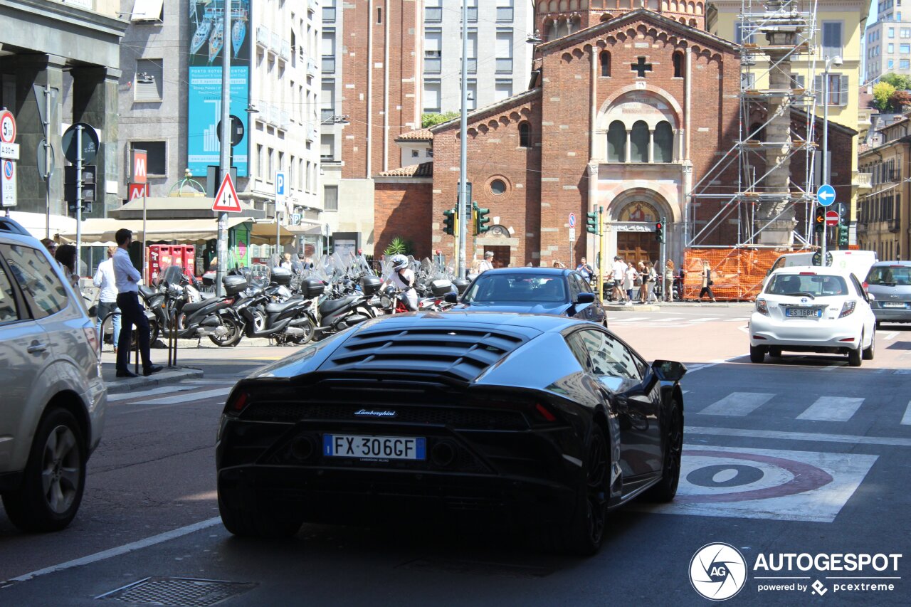 Lamborghini Huracán LP640-4 EVO