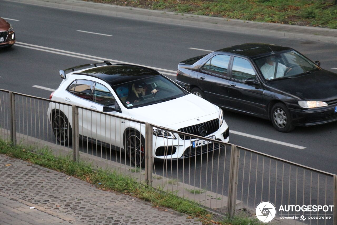 Mercedes-AMG GLA 45 X156 2017