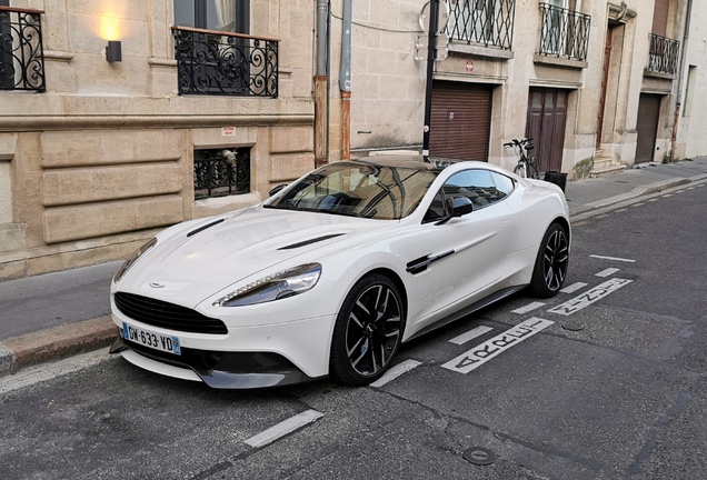 Aston Martin Vanquish 2013