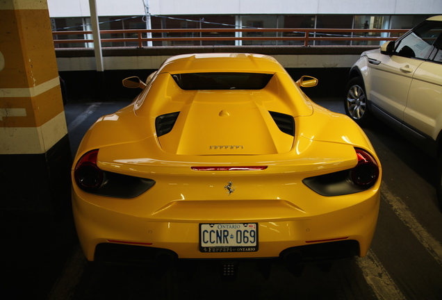 Ferrari 488 Spider