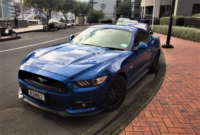 Ford Mustang GT 2015