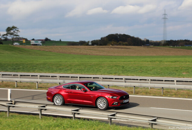 Ford Mustang GT 2015