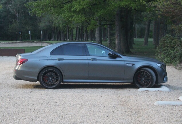 Mercedes-AMG E 63 S W213