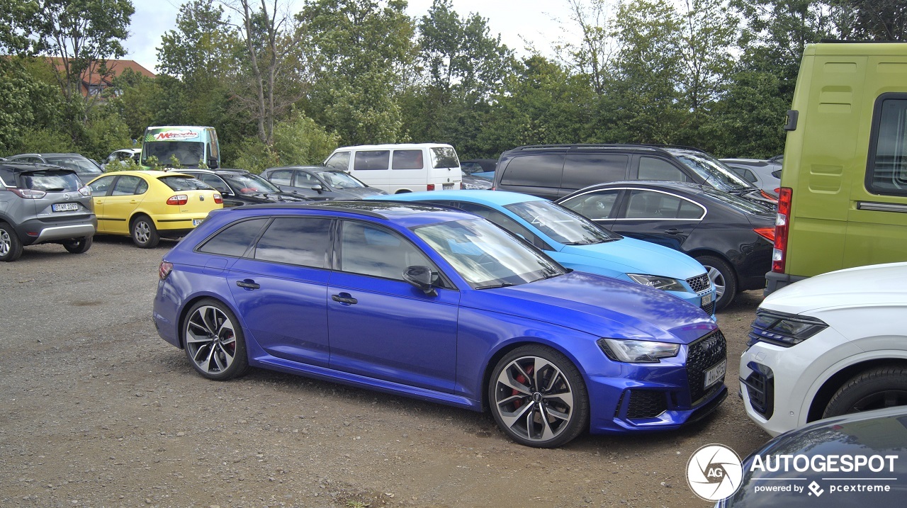 Audi RS4 Avant B9