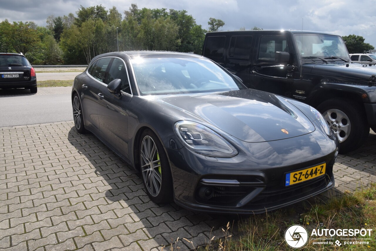 Porsche 971 Panamera Turbo S E-Hybrid Sport Turismo