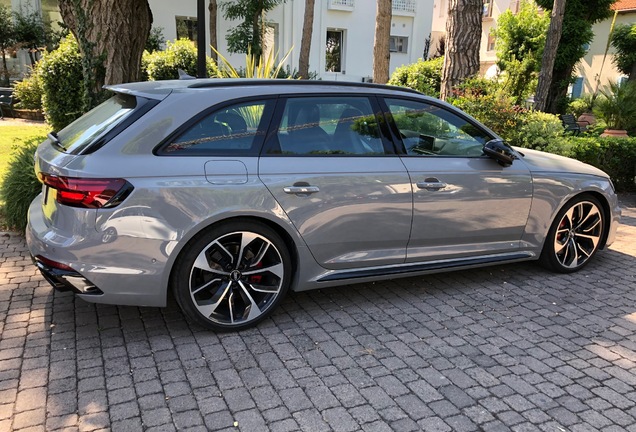 Audi RS4 Avant B9