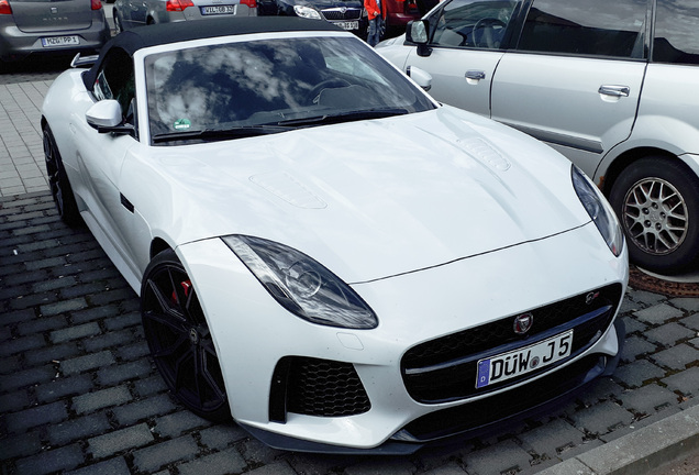 Jaguar F-TYPE SVR Convertible