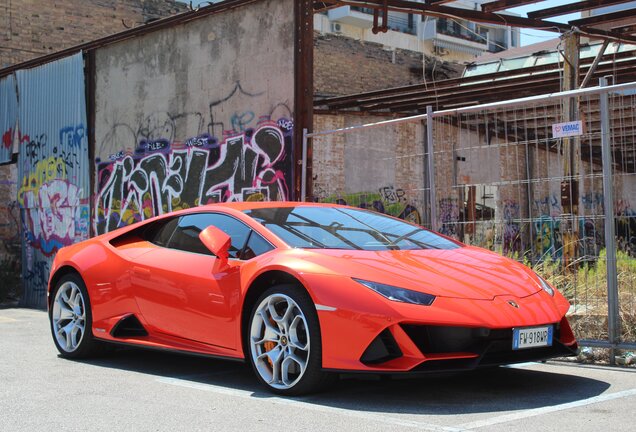 Lamborghini Huracán LP640-4 EVO