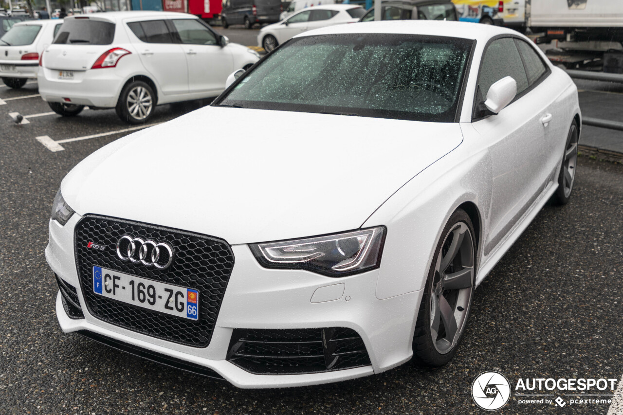 Audi RS5 B8 2012