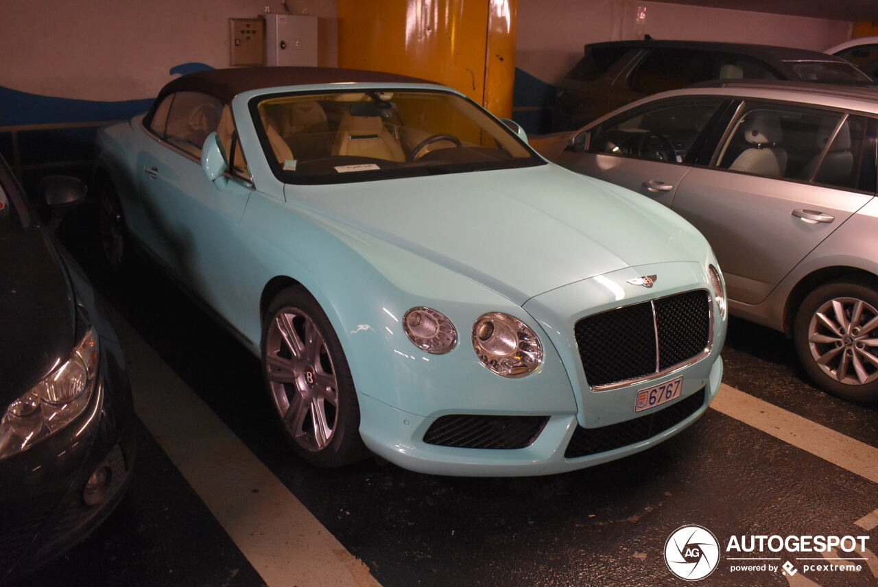 Bentley Continental GTC V8