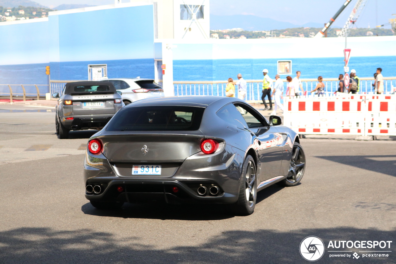 Ferrari FF