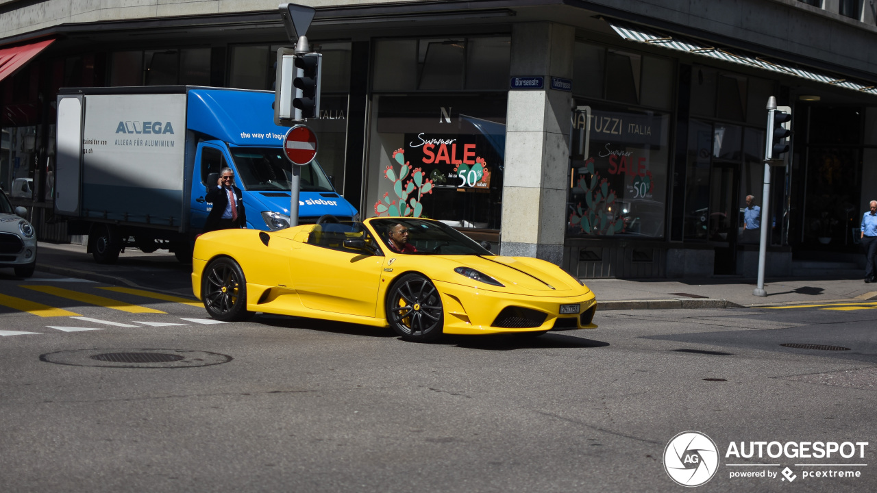 Ferrari Scuderia Spider 16M