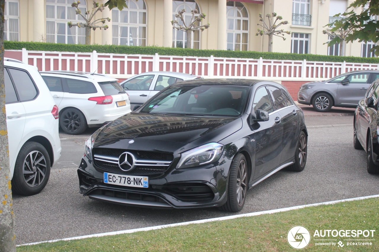 Mercedes-AMG A 45 W176 2015