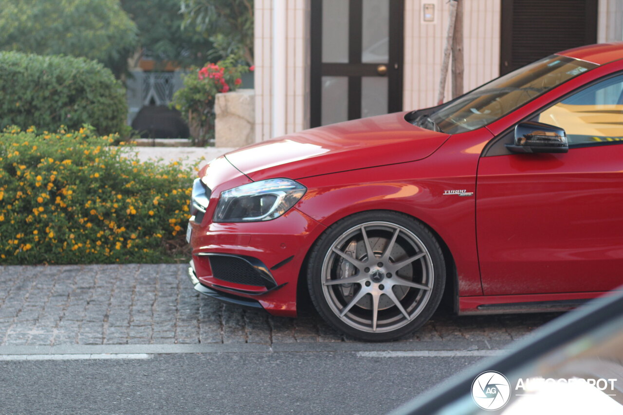 Mercedes-Benz A 45 AMG