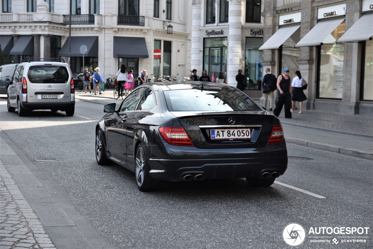 Mercedes-Benz C 63 AMG Coupé