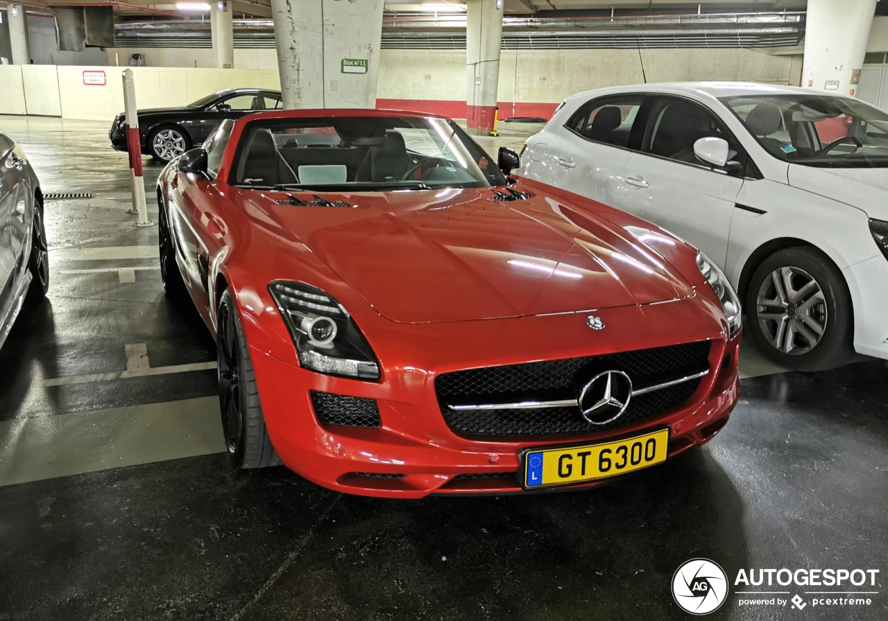 Mercedes-Benz SLS AMG GT Roadster