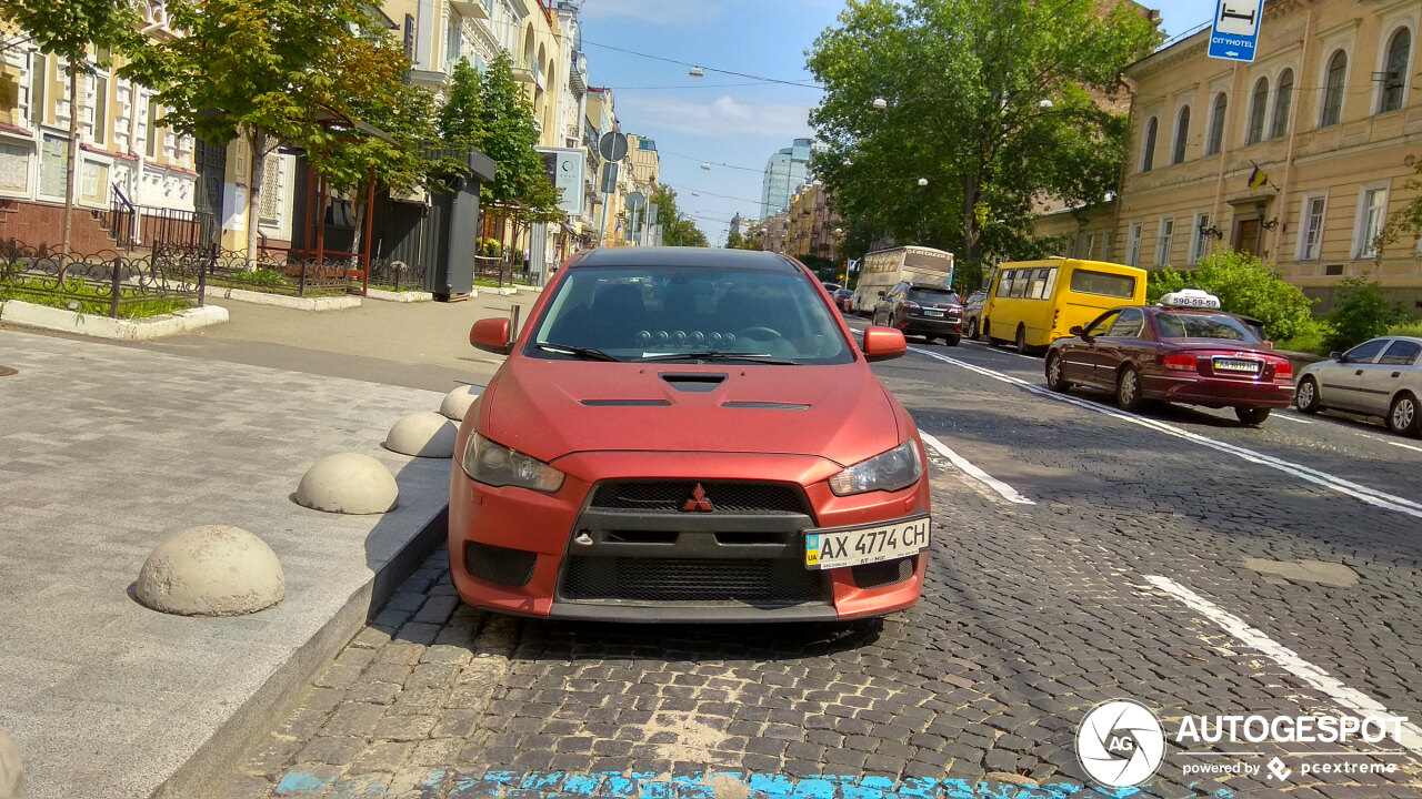 Mitsubishi Lancer Evolution X