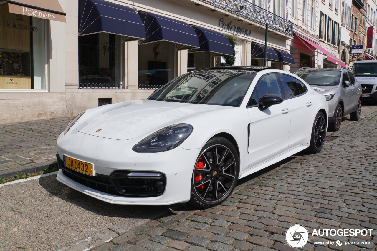 Porsche 971 Panamera Turbo S E-Hybrid