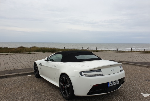 Aston Martin V8 Vantage Roadster 2012