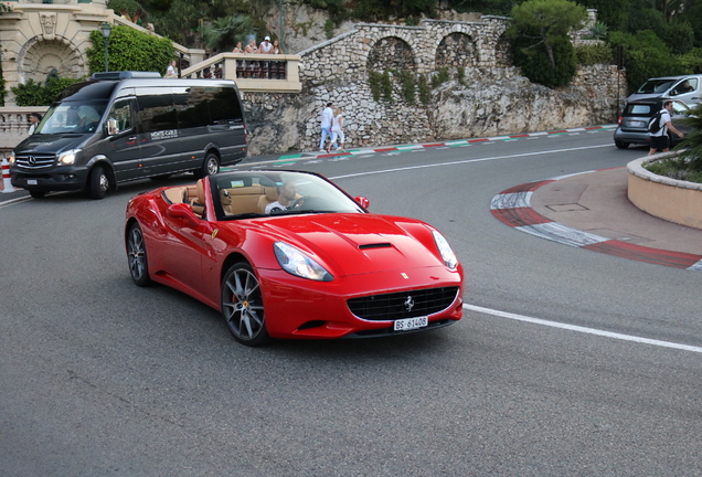 Ferrari California