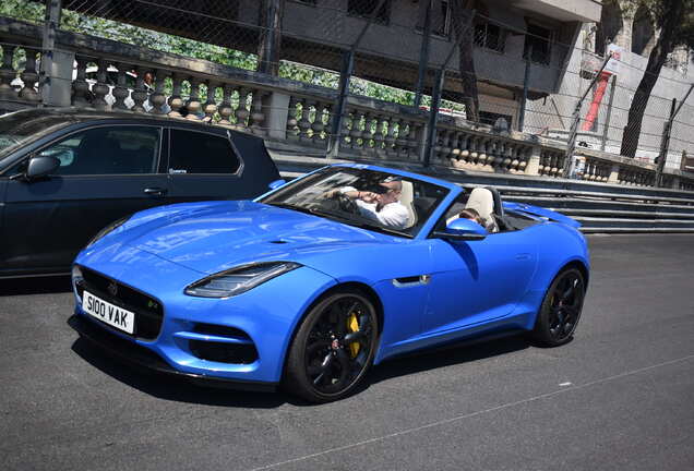 Jaguar F-TYPE R Convertible 2017