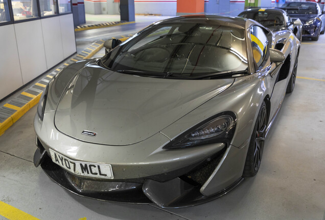 McLaren 570S