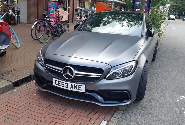 Mercedes-AMG C 63 S W205