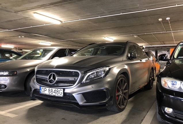 Mercedes-AMG GLA 45 X156