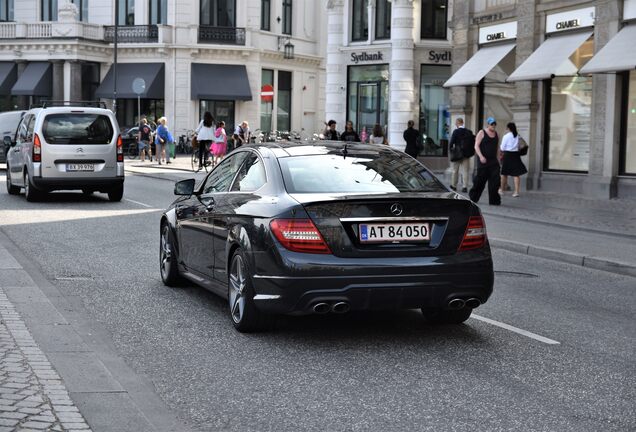 Mercedes-Benz C 63 AMG Coupé