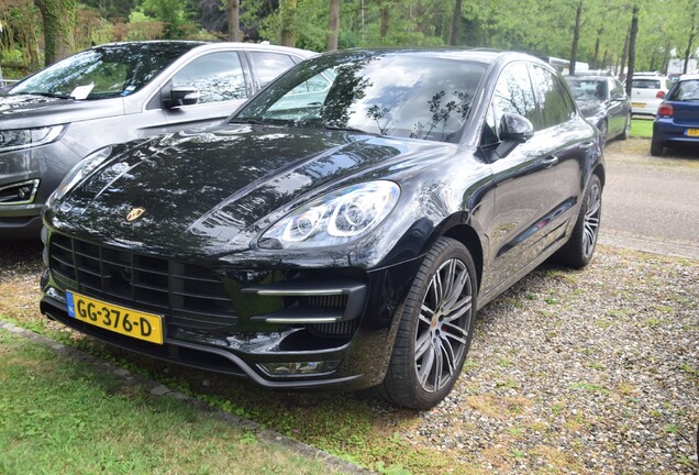 Porsche 95B Macan Turbo