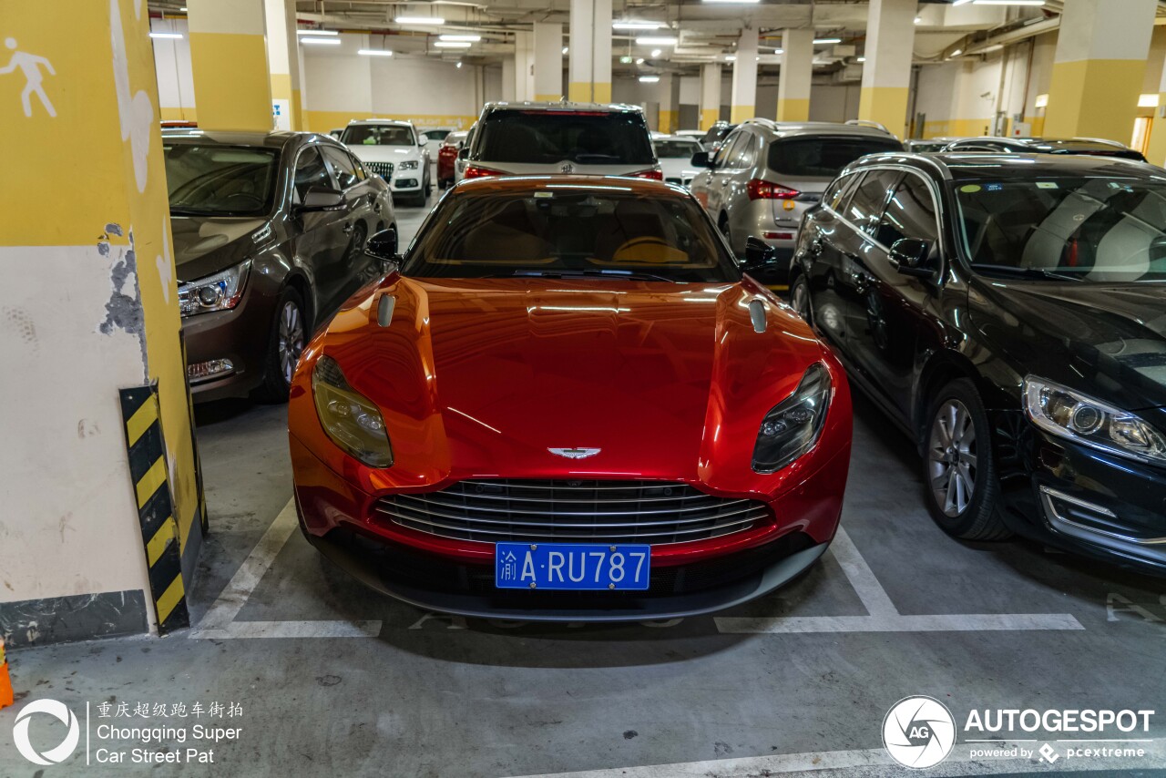 Aston Martin DB11 V8