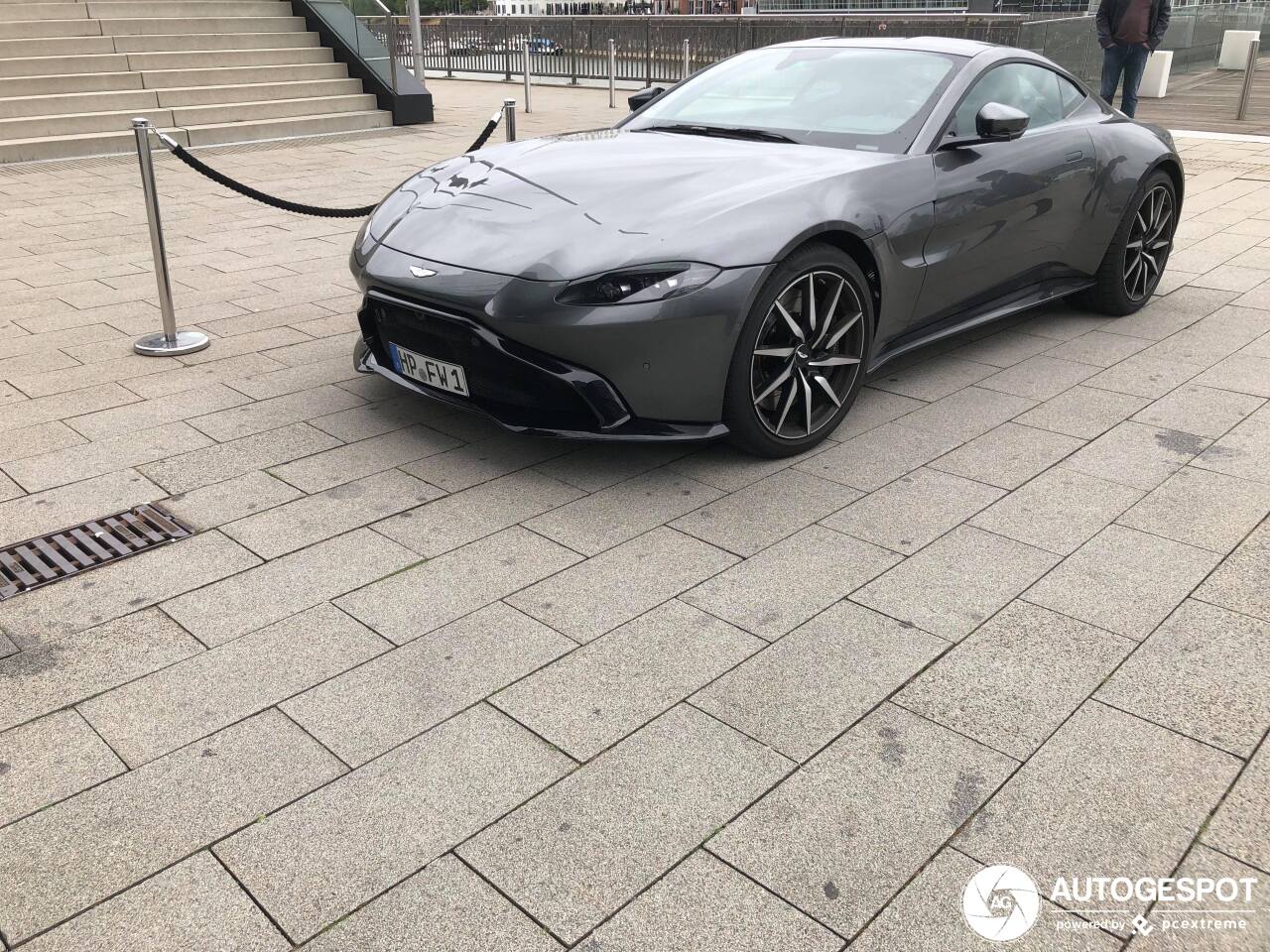 Aston Martin V8 Vantage 2018