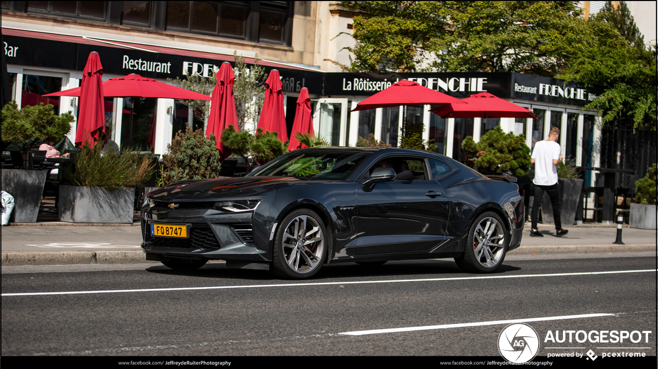 Chevrolet Camaro SS 2016 50th Anniversary