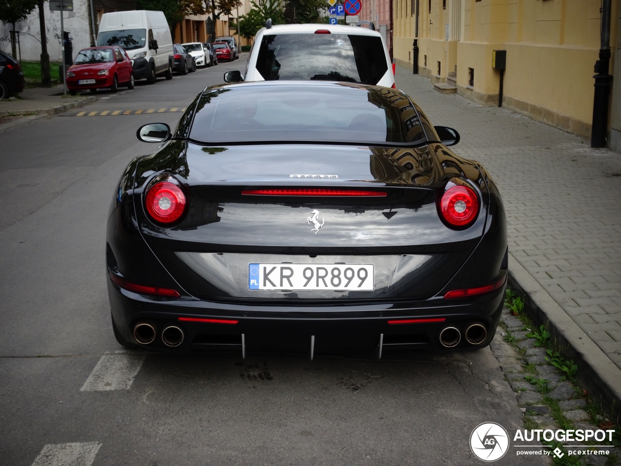 Ferrari California T