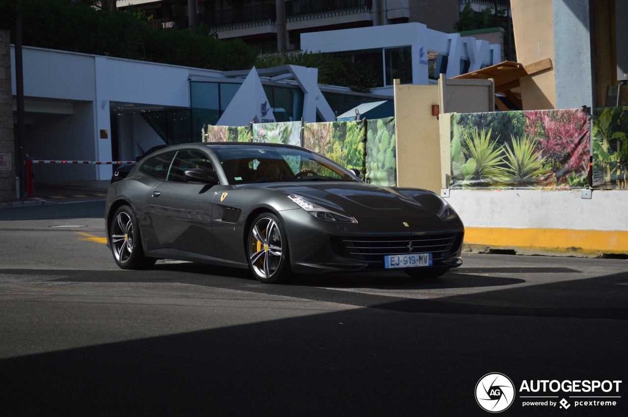 Ferrari GTC4Lusso