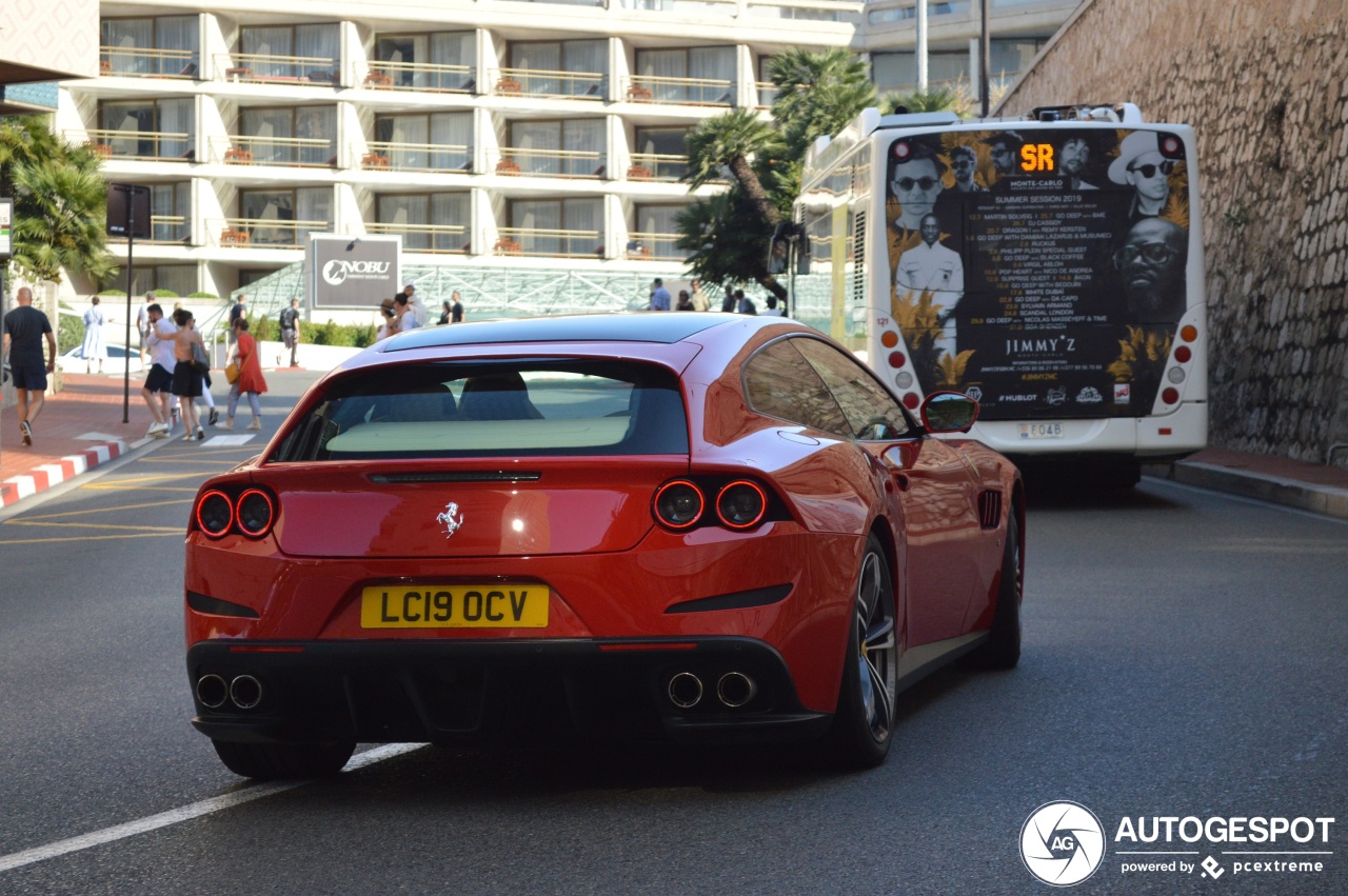 Ferrari GTC4Lusso