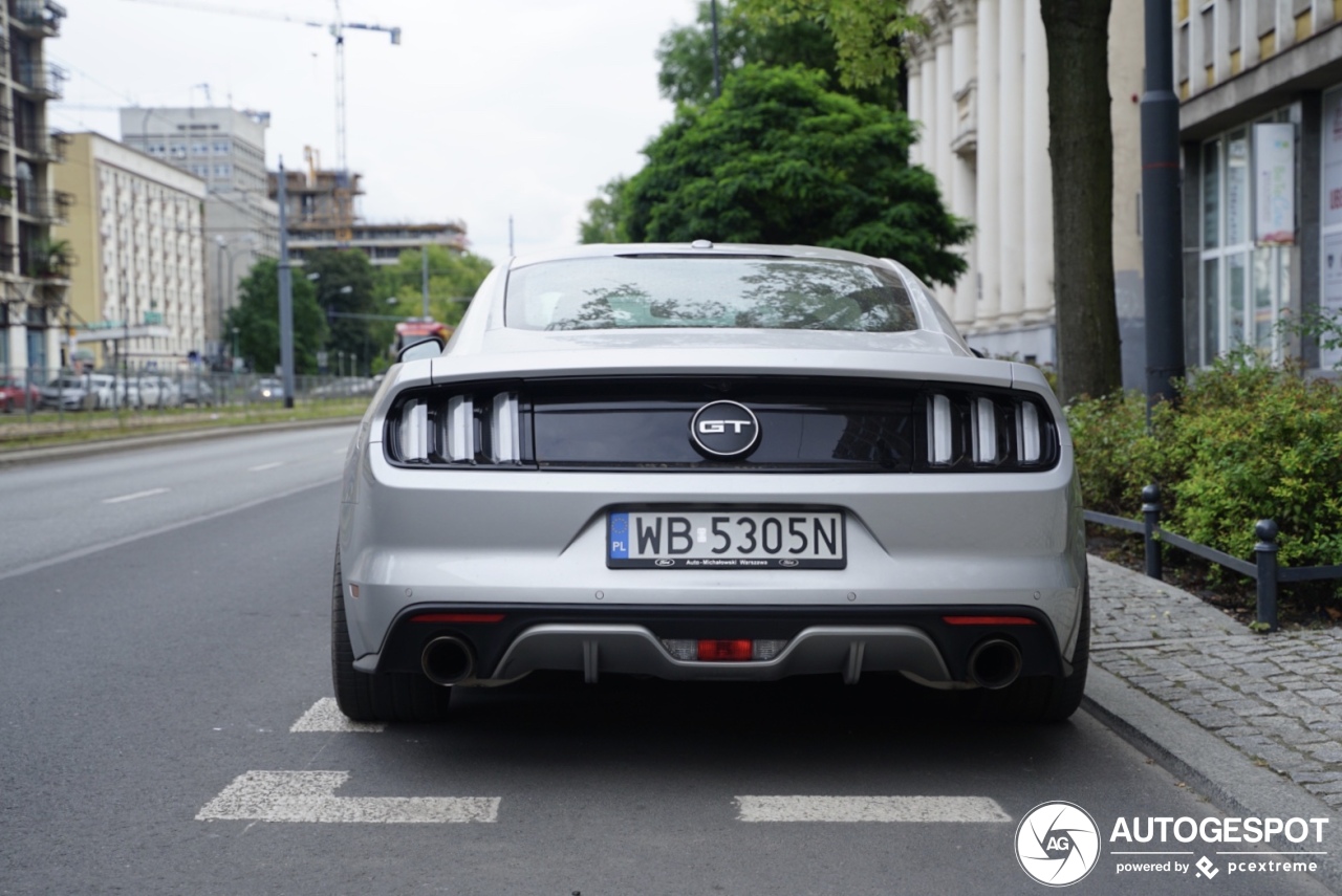 Ford Mustang GT 2015