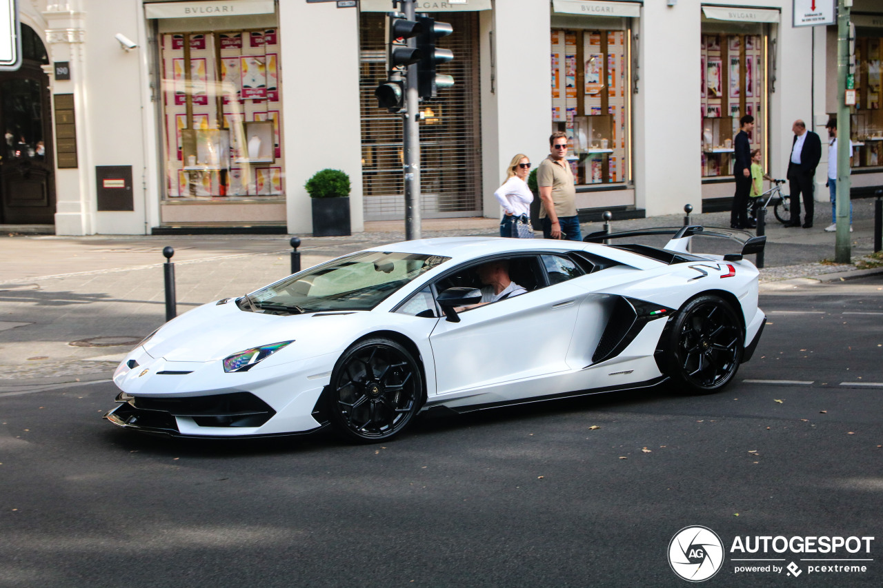 Lamborghini Aventador LP770-4 SVJ