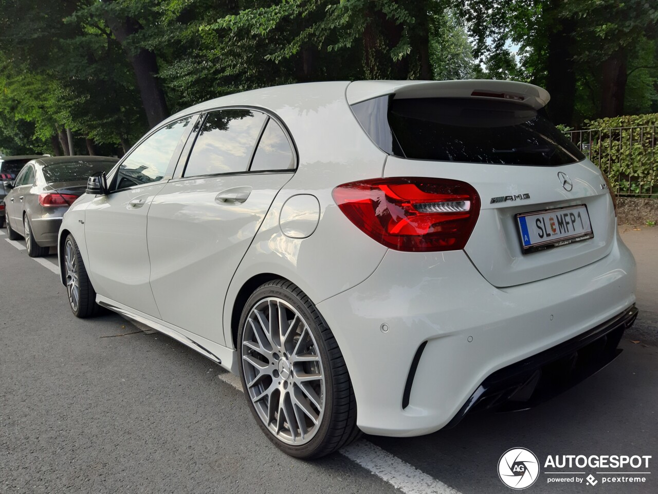 Mercedes-AMG A 45 W176 2015