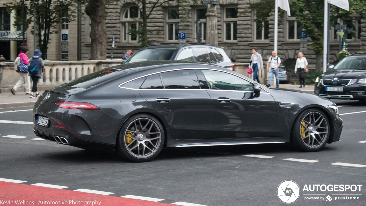 Mercedes-AMG GT 63 S X290